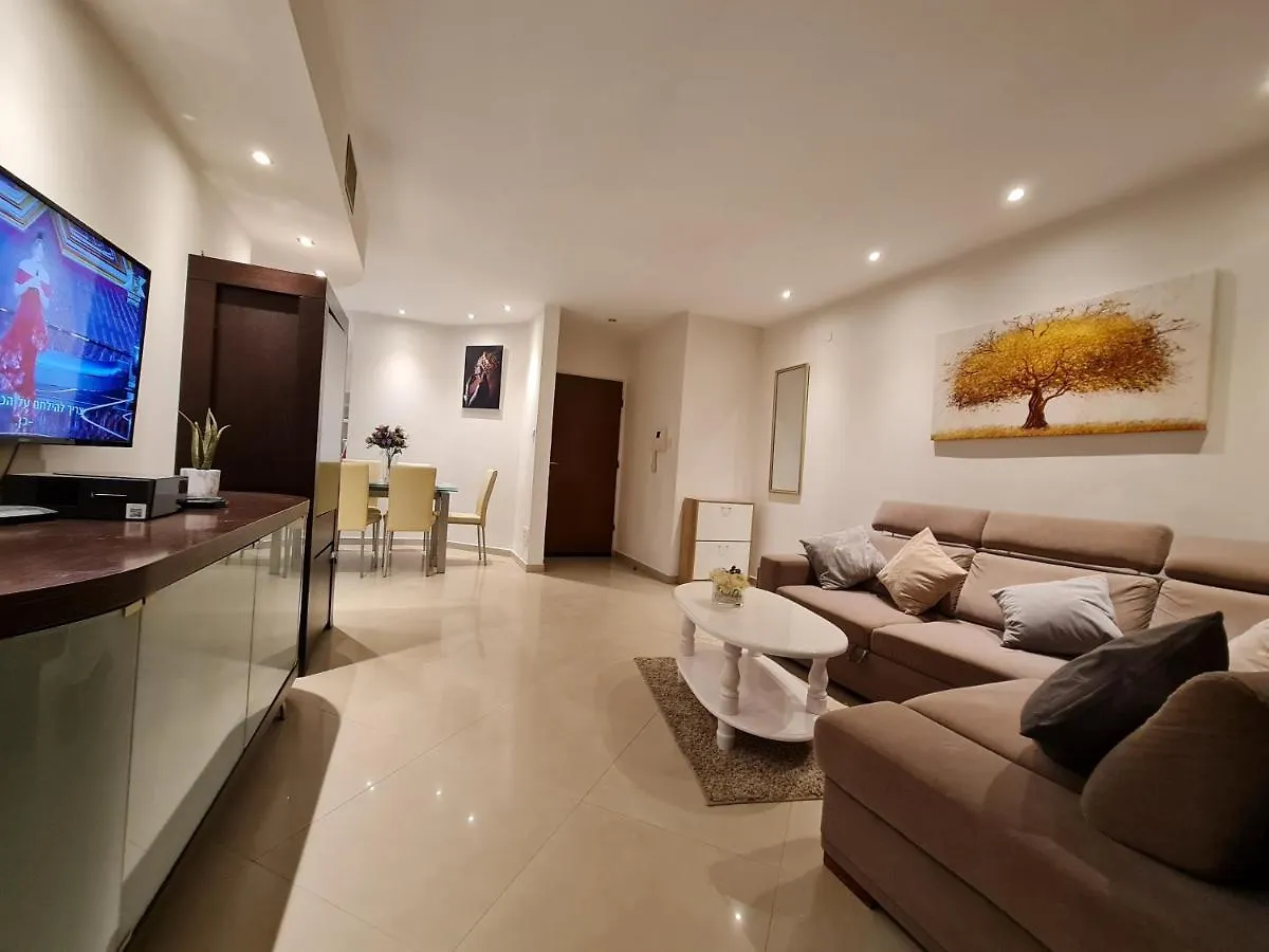 Sweet Apartment With Balcony In Luxury Complex Eilat